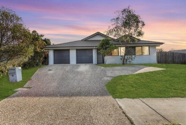 1/16 Ashton AvenueRedbank QLD 4301