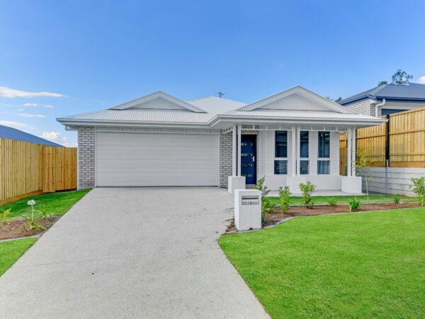 18 Waverly StreetDEEBING HEIGHTS QLD 4306