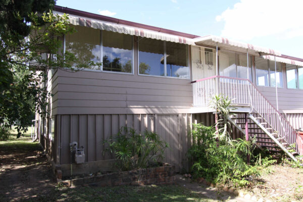 22 Lawrence StreetNORTH IPSWICH QLD 4305